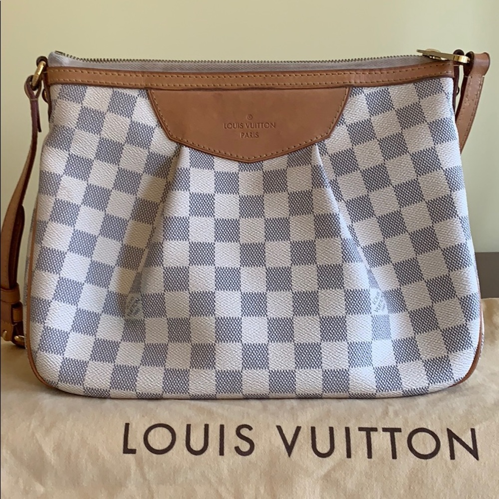 Authentic LV crossbody Siracusa PM Damier Azur